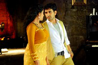 Hrudayam Ekkadunnadi Stills